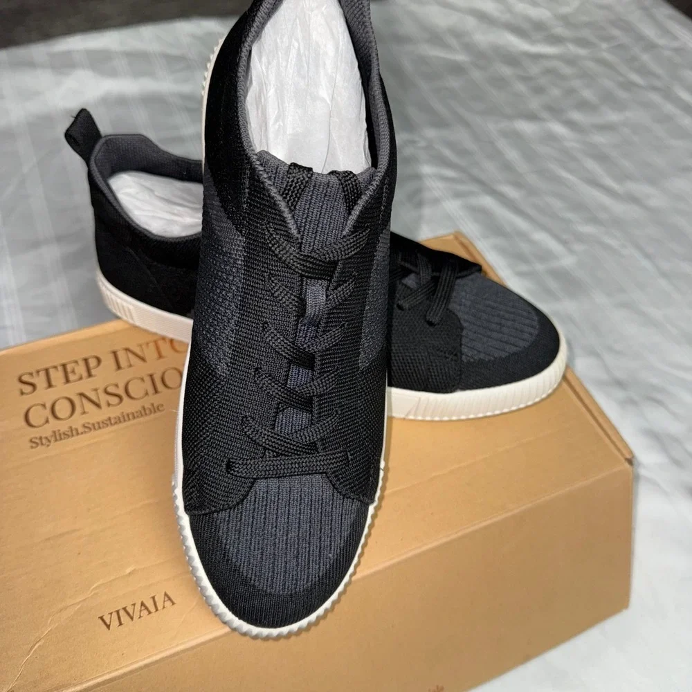 VIVAIA Knit Sneakers Lightweight Casual Shoes Black White Sole‎ Size 9 EUR 40